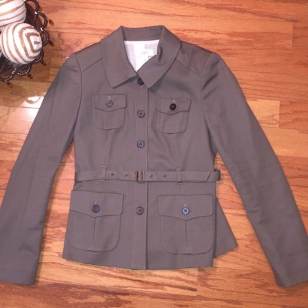 🎞ANN TAYLOR🎞CLASSY MILITARY STYLE JACKET🎞
